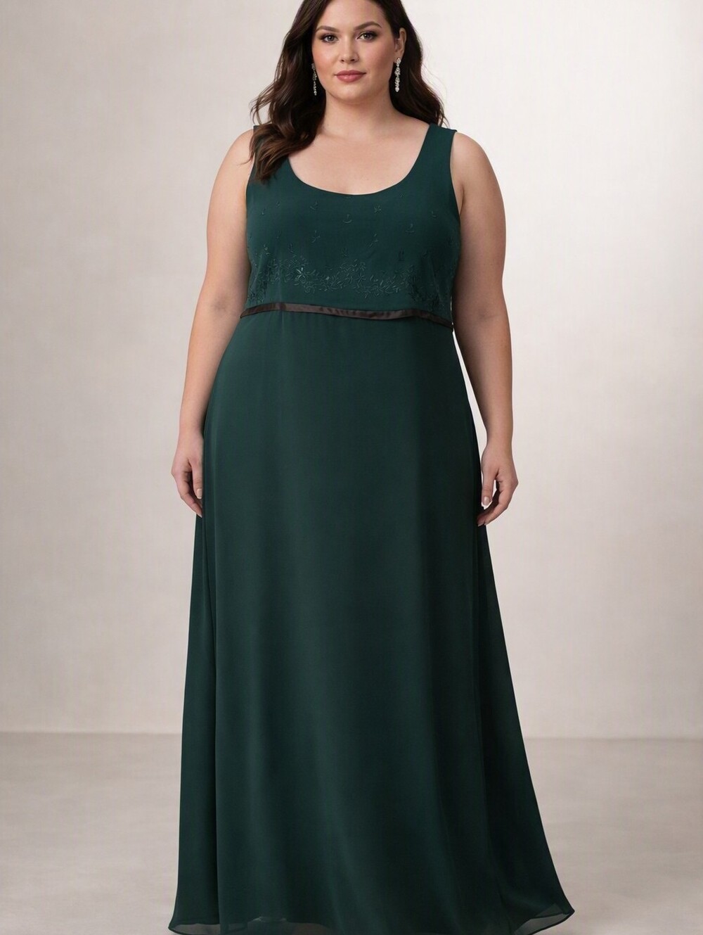 Fairweather Vintage Y2K Elegant Dark Green  Embroidered Evening Dress. Size 22